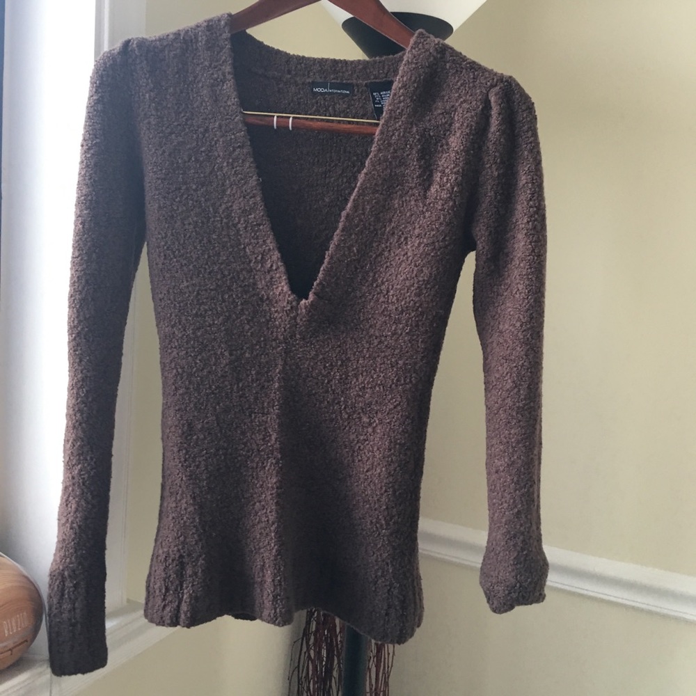 wool tight v neck brown sweater moda international